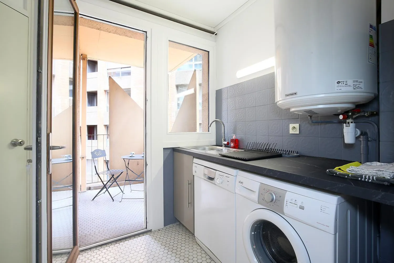 Le Jaune Place Saint Georges 100M Parking Terrasse 툴루즈